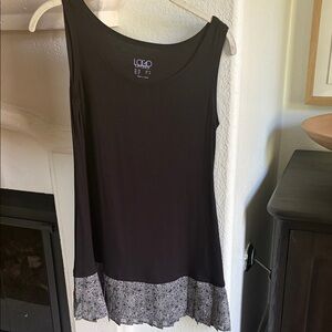 LOGO by Lori Goldstein Black Tank Top with Patterned Hem